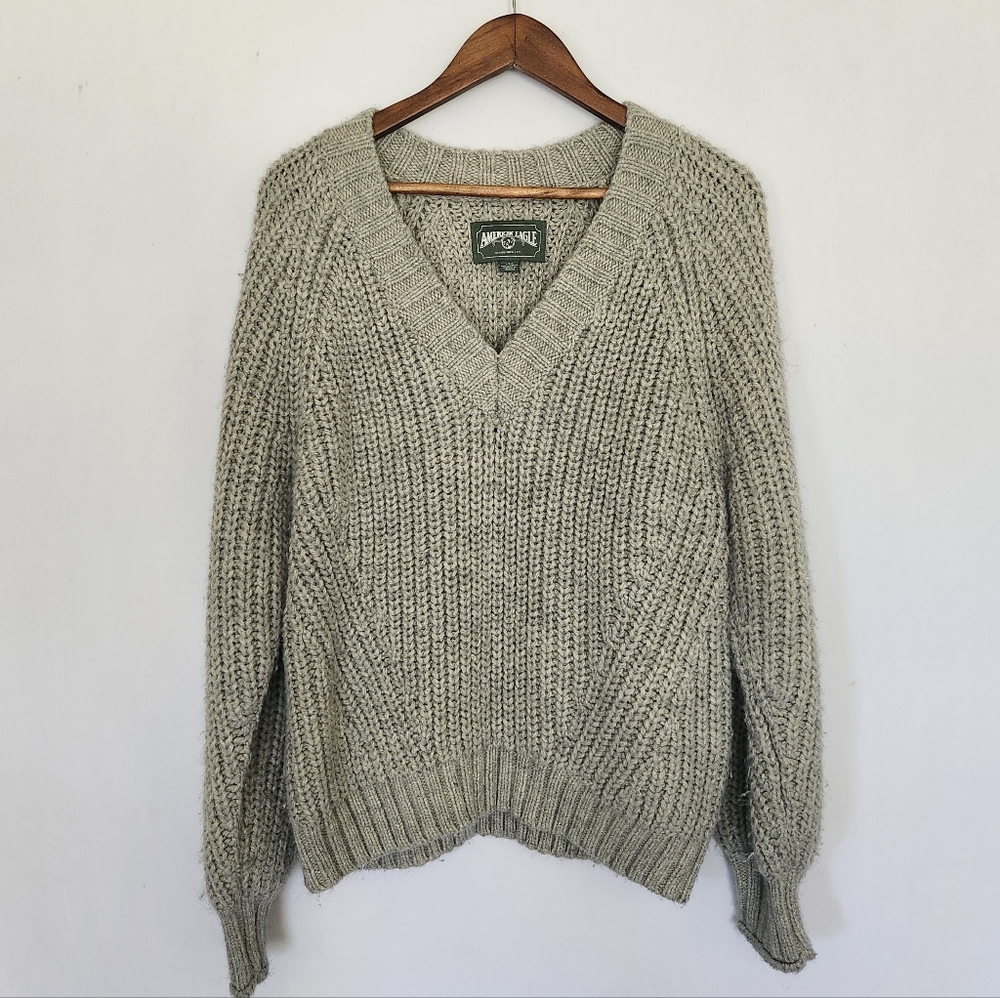 American Eagle Cableknit Sweater Size L